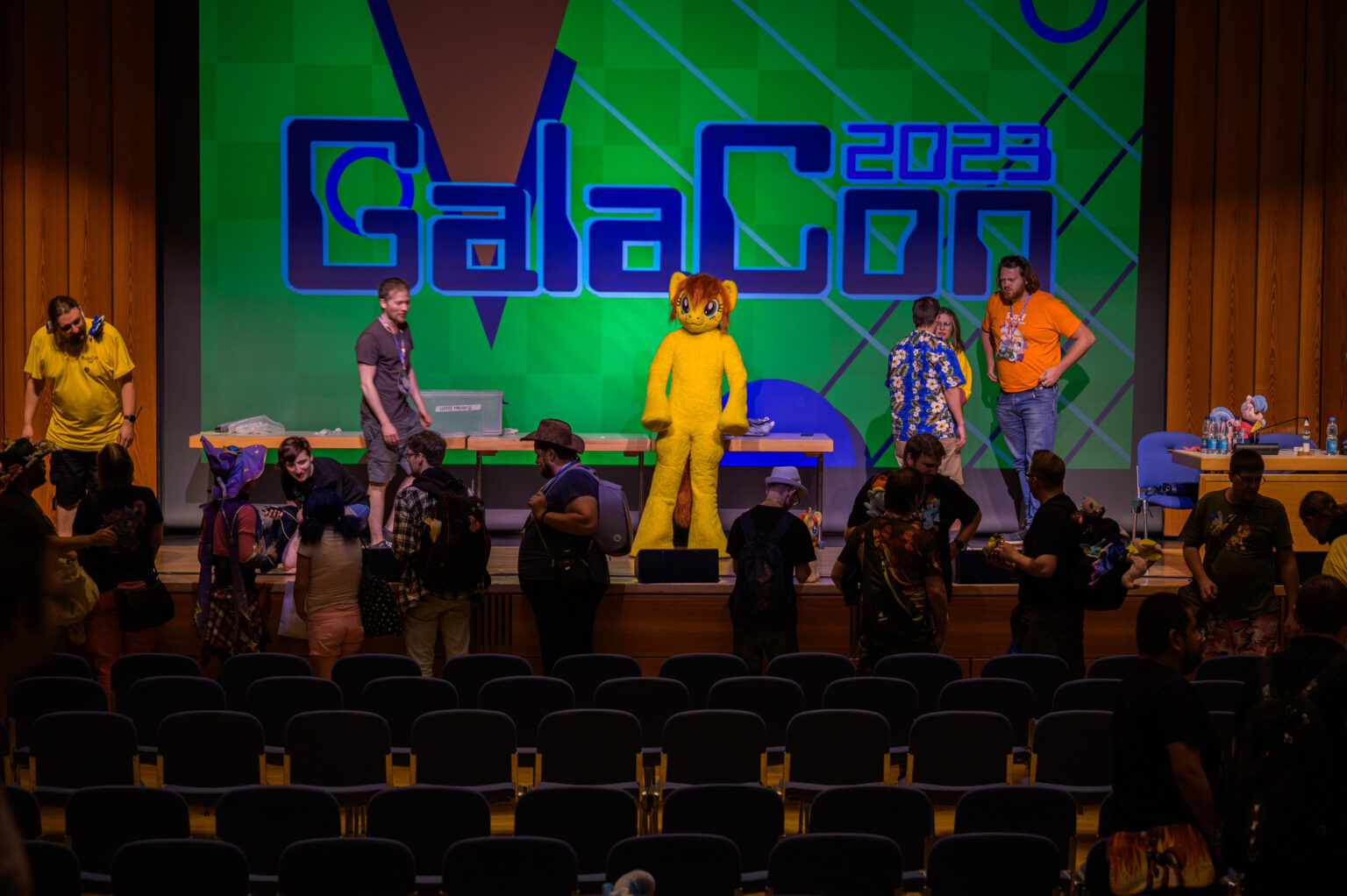 GalaCon-106